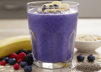 The “Gut-Skin” Connection: How This 5-Ingredient Prebiotic Smoothie Fights Acne & Bloating